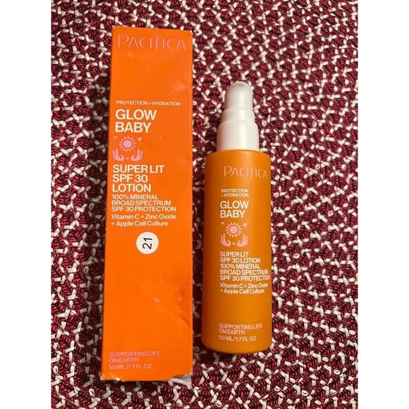 Pacifica Other - Pacifica Glow Baby Super lit SPF 30 Mineral Sunscreen lotion 50ml Vitamin C Zinc
